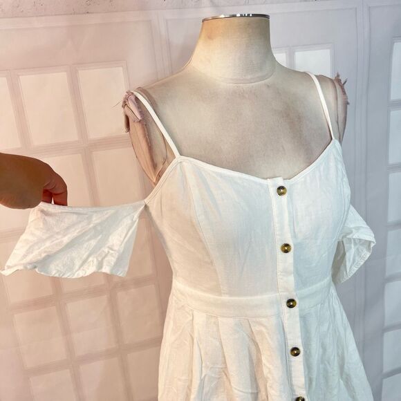 Lulu’s I've Got Love White Off-the-Shoulder Midi Dress size medium - Picture 6 of 15